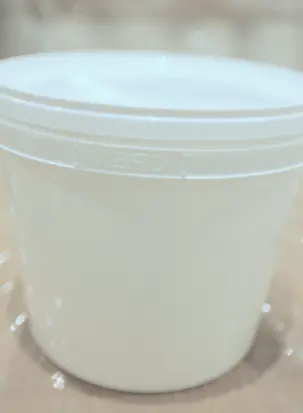 1.2 liter plastic bucket